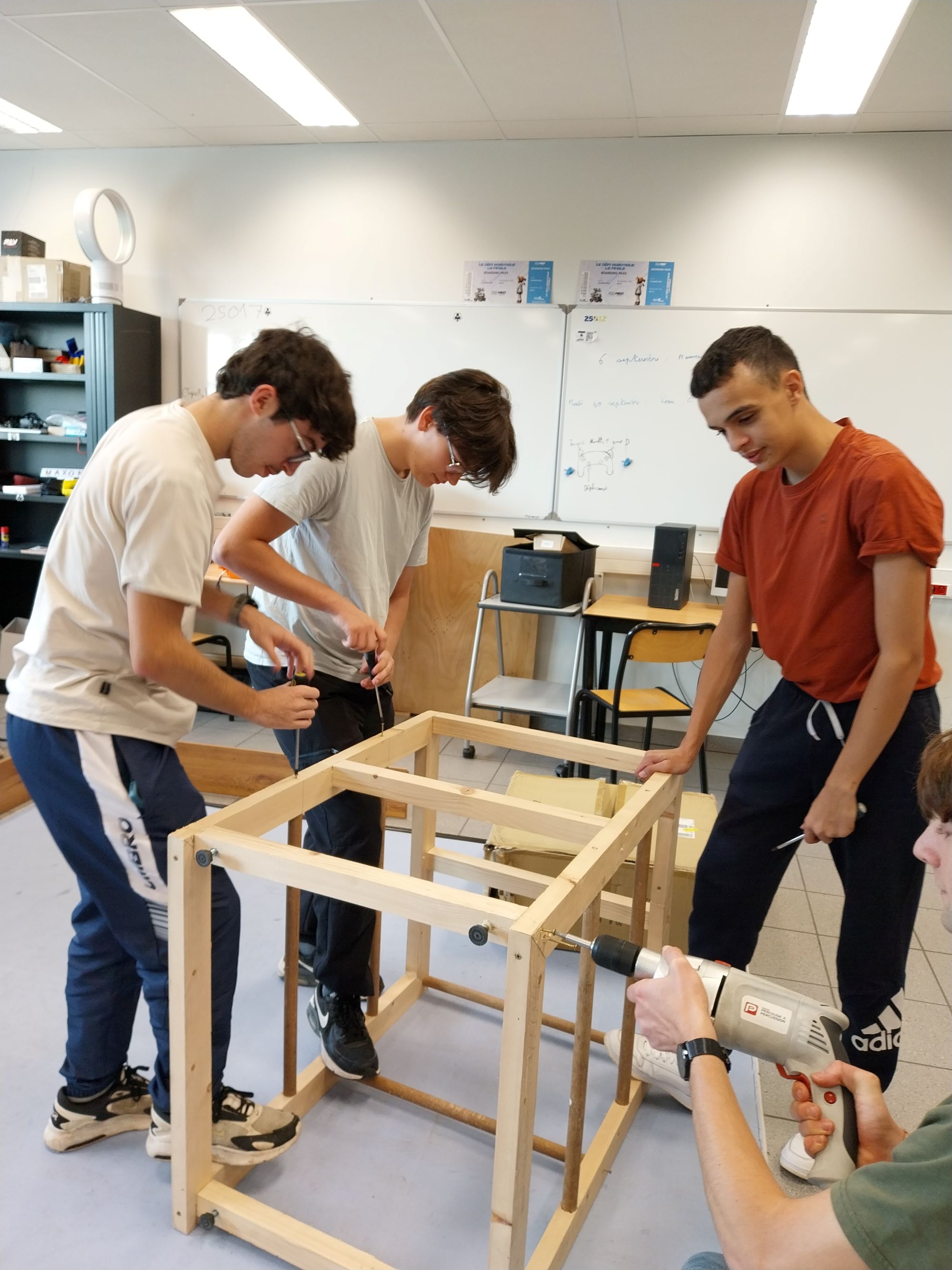 Démontage du terrain de l'an passer